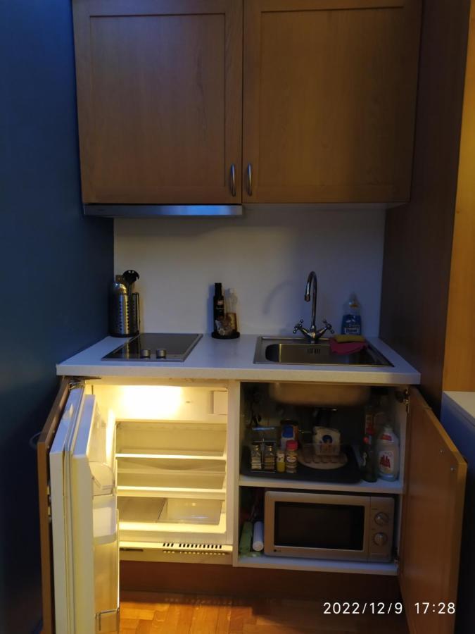 Plaka'S Flat-Near Syntagma Metro Station Leilighet Athen Eksteriør bilde